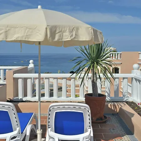 阳光海滩公寓 3* 阿德耶